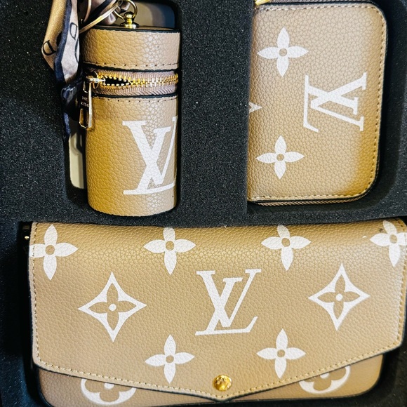 Inspired Beige Monogram Women's Bag Set - Picture 4 of 4